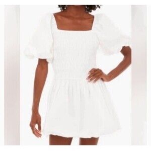 Tuckernuck Hyacinth House White Smocked Catarina Bubble Hem Sleeve Dress Small